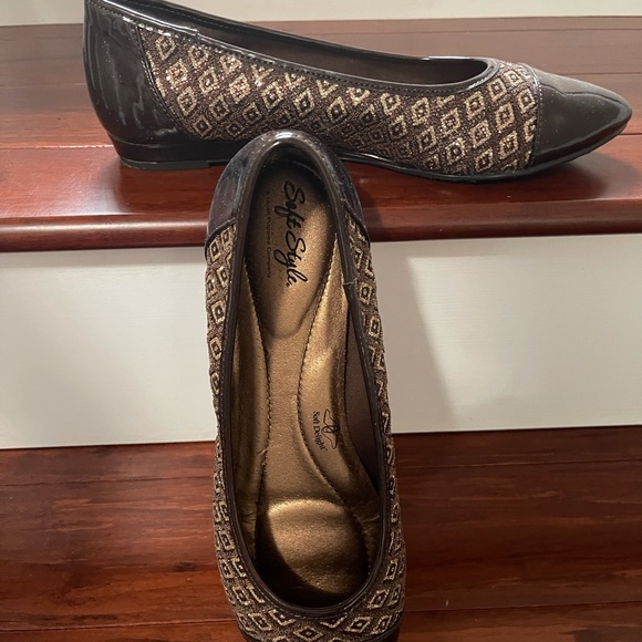 soft style Shoes - Hush Puppies